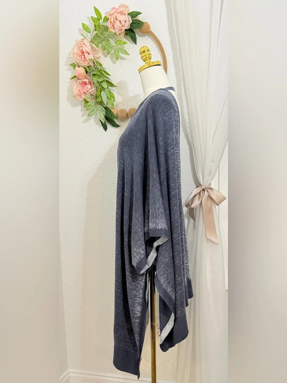 NEW LULULEMON Cashmere Blend Gray Blue Free To Coast Wrap Sweater Poncho OS